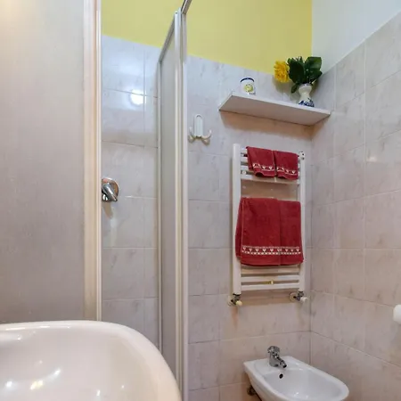 1 Bedroom In Moneglia